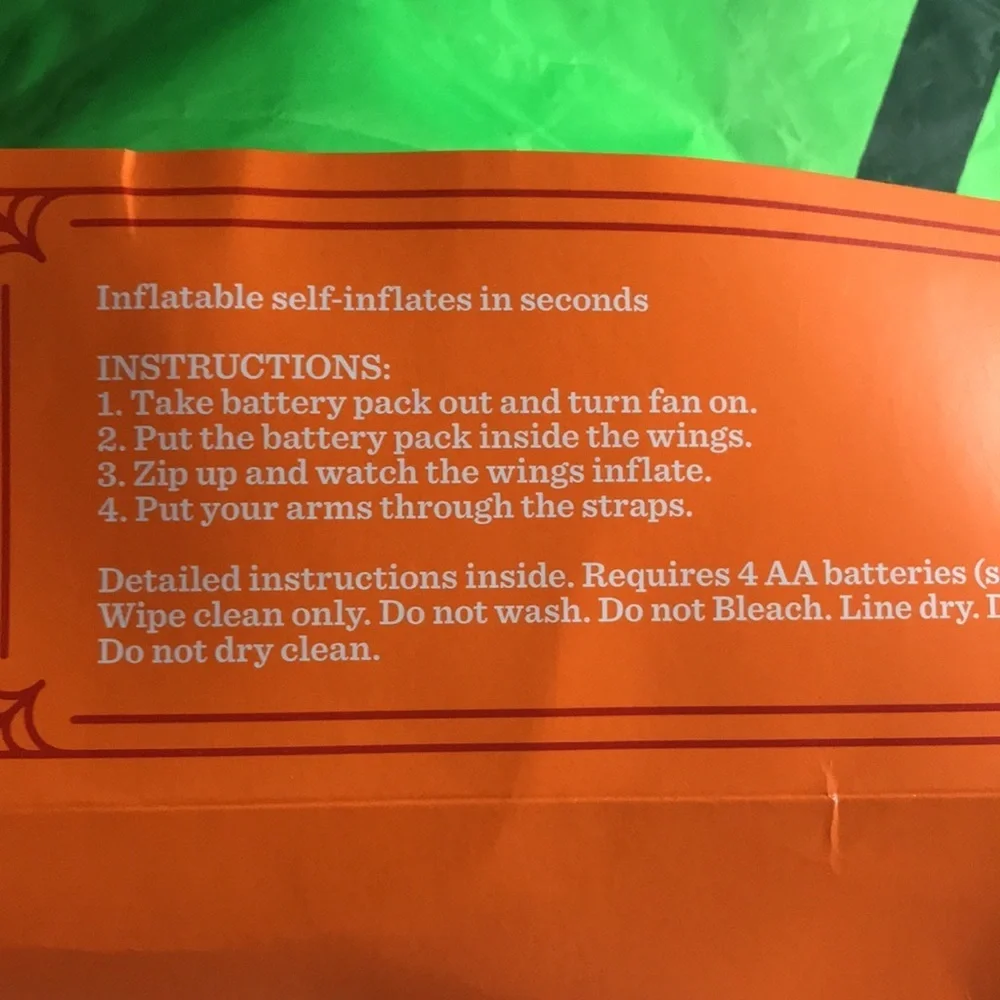 NIP Inflatable Dragon Wings w/Fan